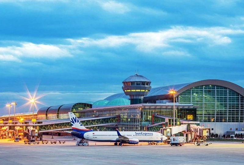 İzmir Adnan Menderes Havalimanı